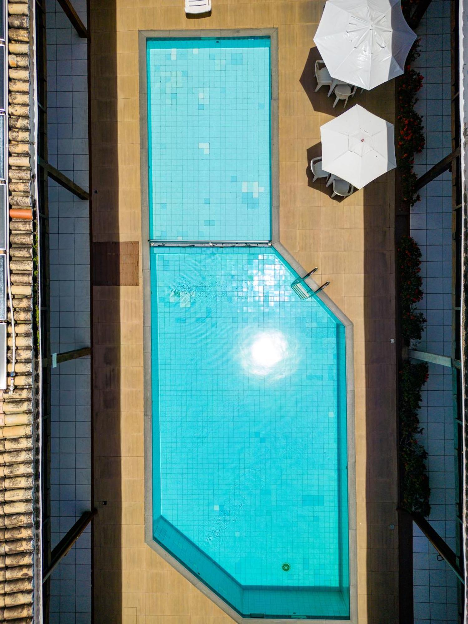 Hotel Adriattico Порту-Сегуру Екстер'єр фото